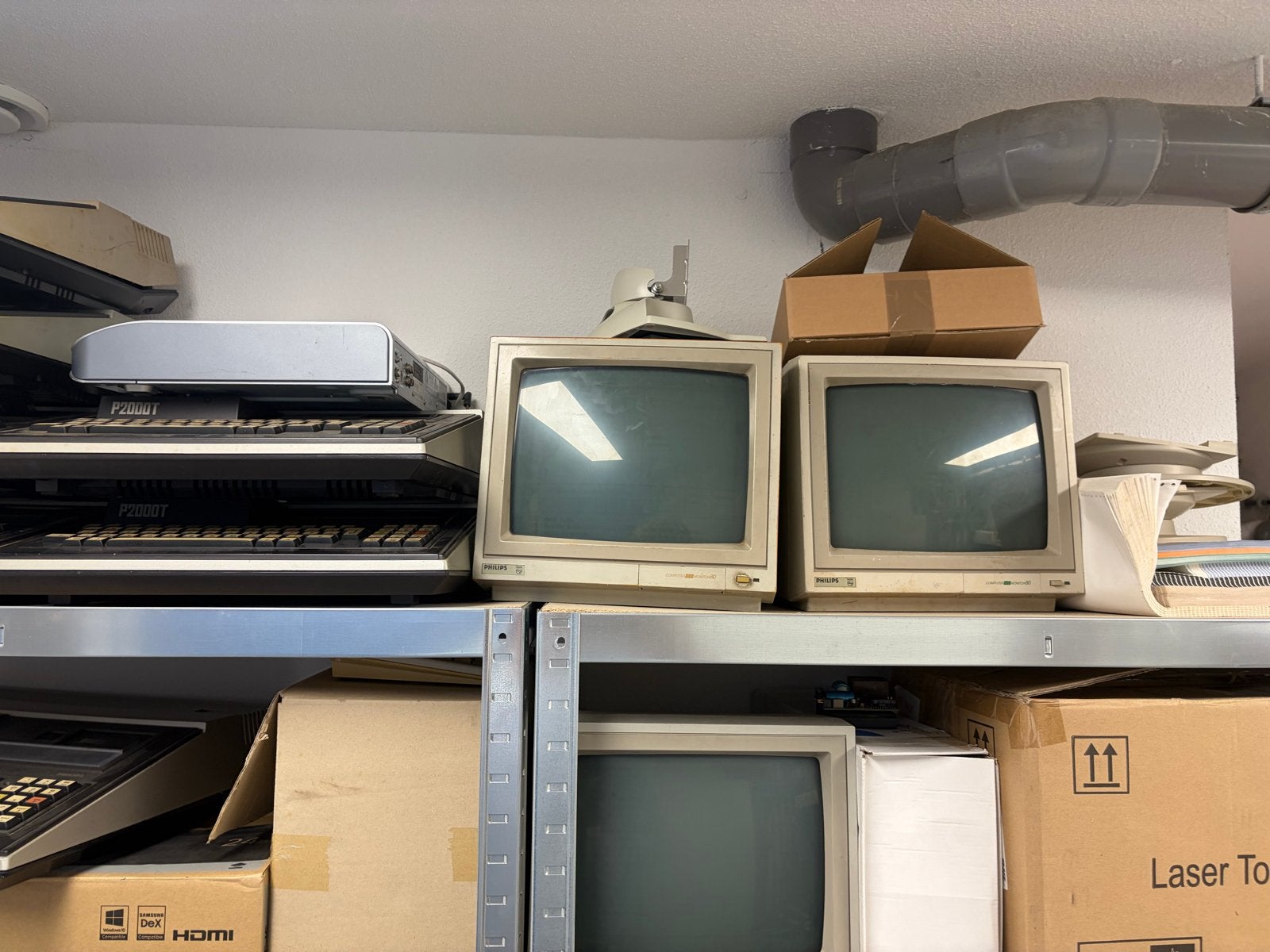 Vintage Computers & Monitoren - Philips, Apple, Panasonic, Ophalen
