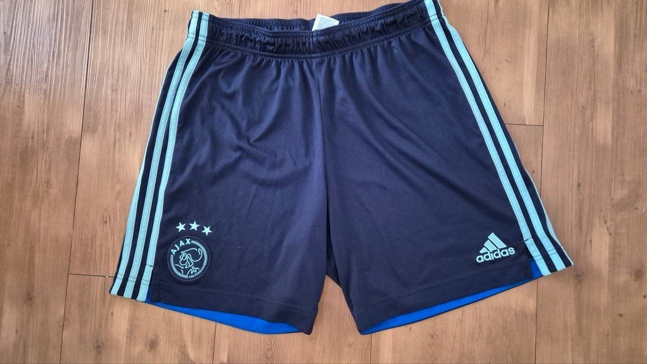 Ajax uitshort voetbalbroekje seizoen 2021 2022 maat L, Maat L, Ophalen of Verzenden, Zo goed als nieuw, Broek