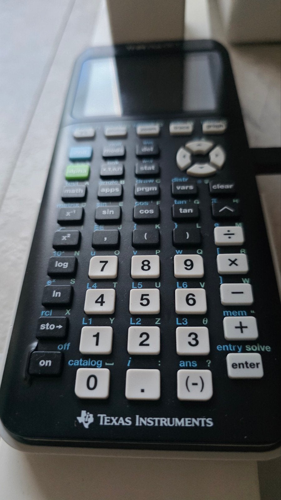 ti 84 plus ce t, Diversen, Rekenmachines, Ophalen of Verzenden, Grafische rekenmachine, Zo goed als nieuw