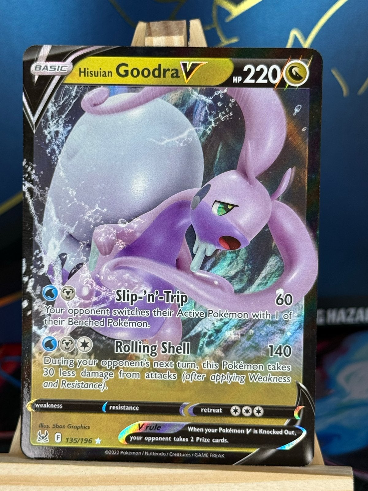 Hisuian Goodra V #135 | Pokemon Lost Origin, Verzenden, Zo goed als nieuw, Losse kaart