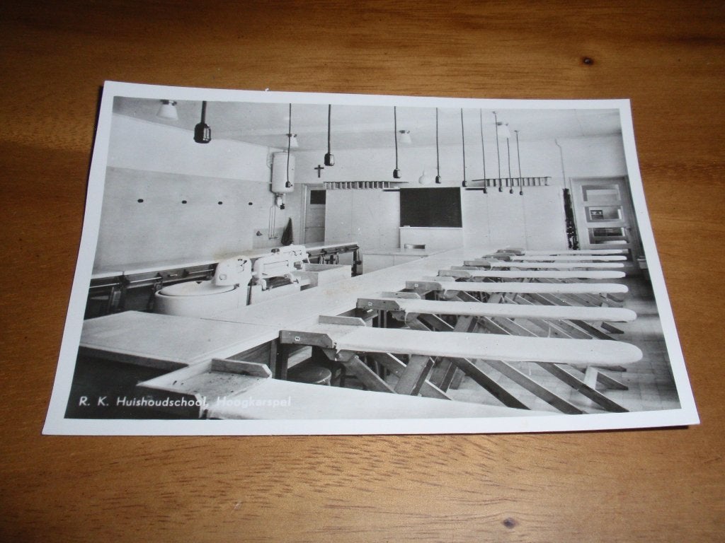 RK Huishoudschool Hoogkarspel Klaslokaal Strijkplank School, Verzenden, 1940 tot 1960, Ongelopen, Noord-Holland