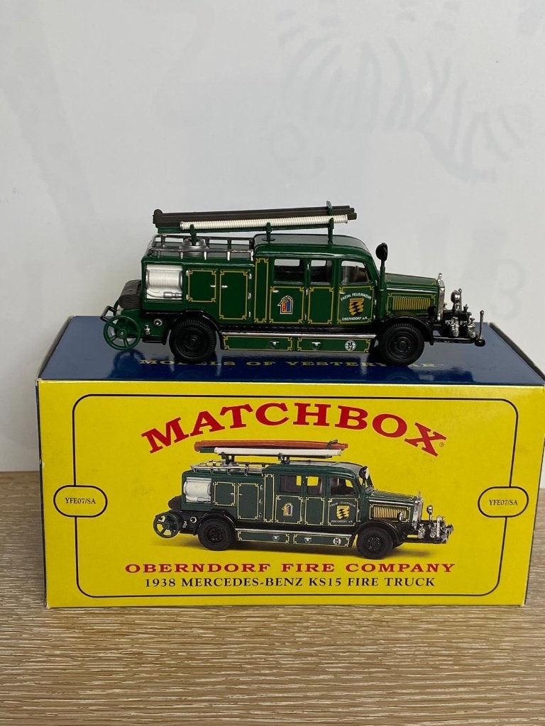 Matchbox 1938 Mercedes-Benz KS15 Brandweerwagen, Ophalen of Verzenden, Zo goed als nieuw, Bus of Vrachtwagen, Matchbox