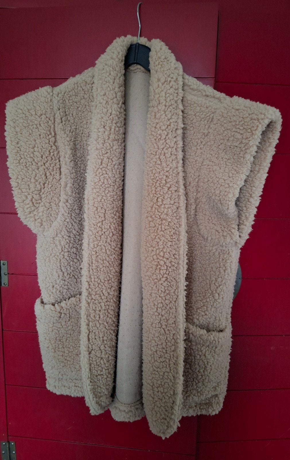 Mouwloos teddy vest beige, Kleding | Dames, Maat 38/40 (M), Beige, Ophalen of Verzenden, Onbekend