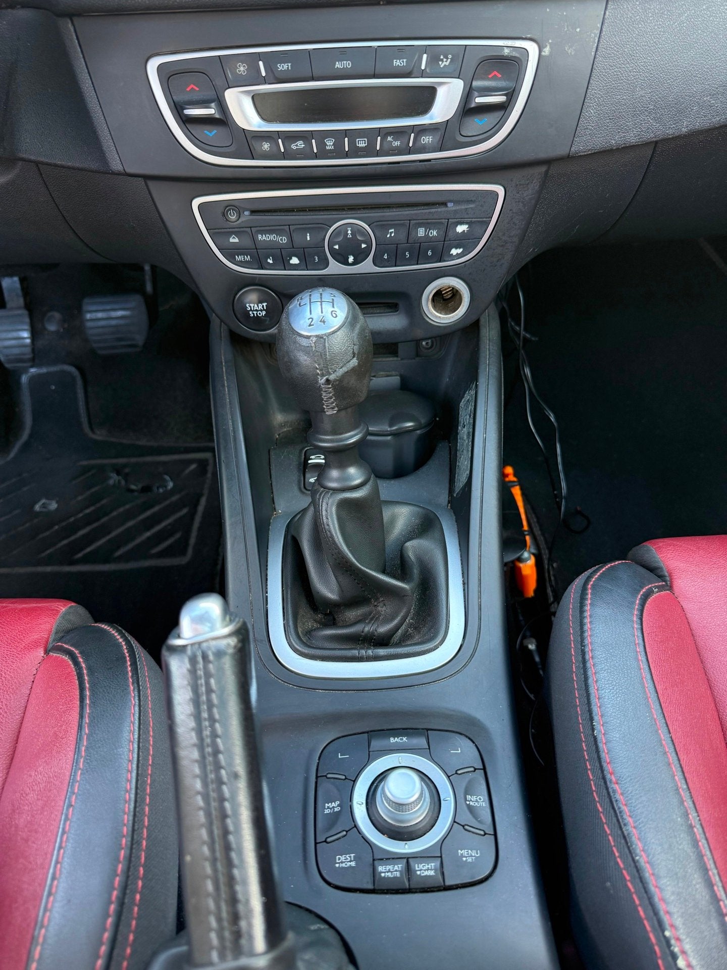 Foto 21 van Renault Mégane Coupé-Cabriolet 1.4 TCE CC*LEER*AKTIEPRIJS!
