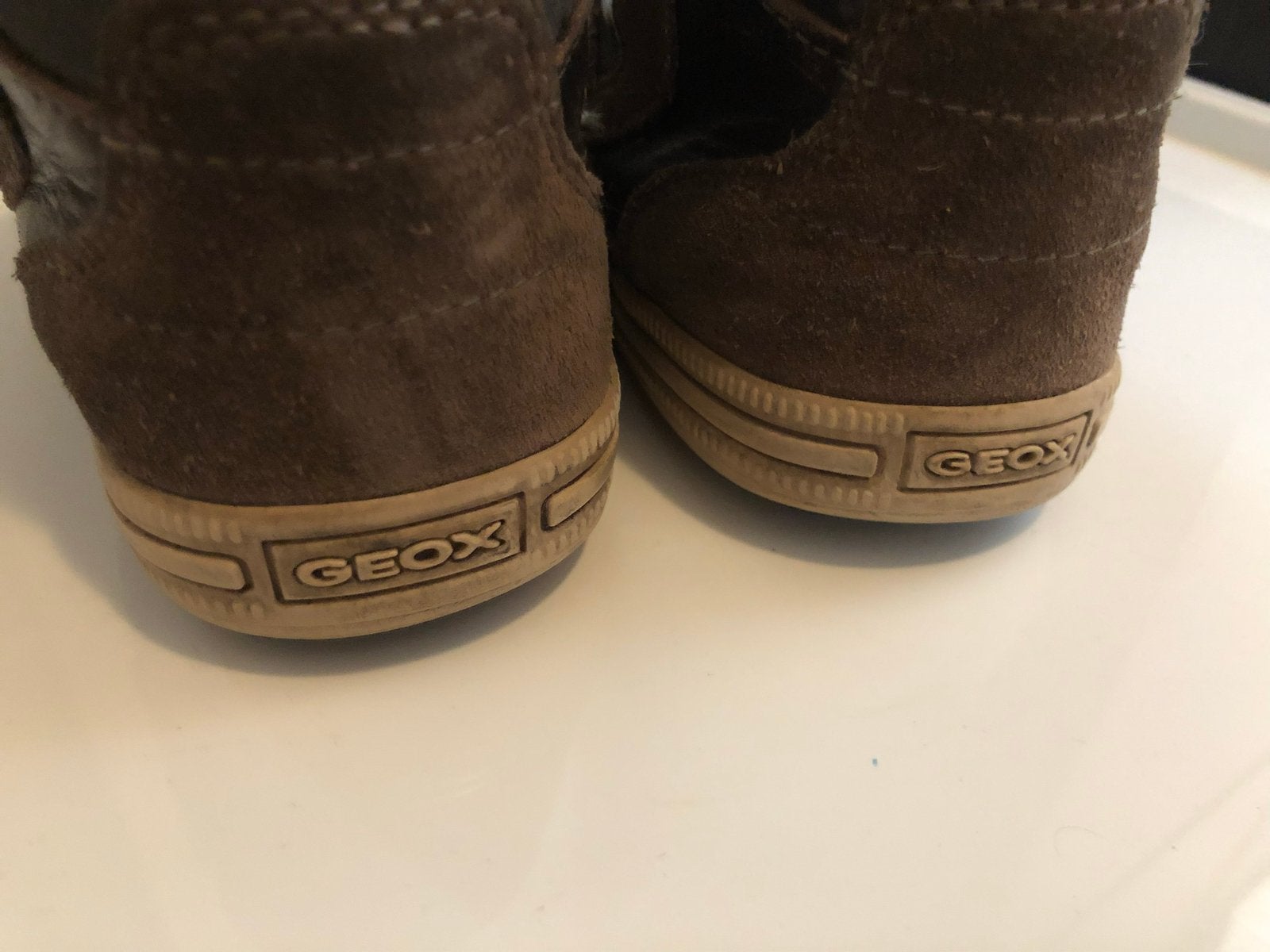 Geox schoenen - Comfortabele en stijlvolle sneakers, Ophalen of Verzenden, Gedragen, Bruin, Sneakers of Gympen