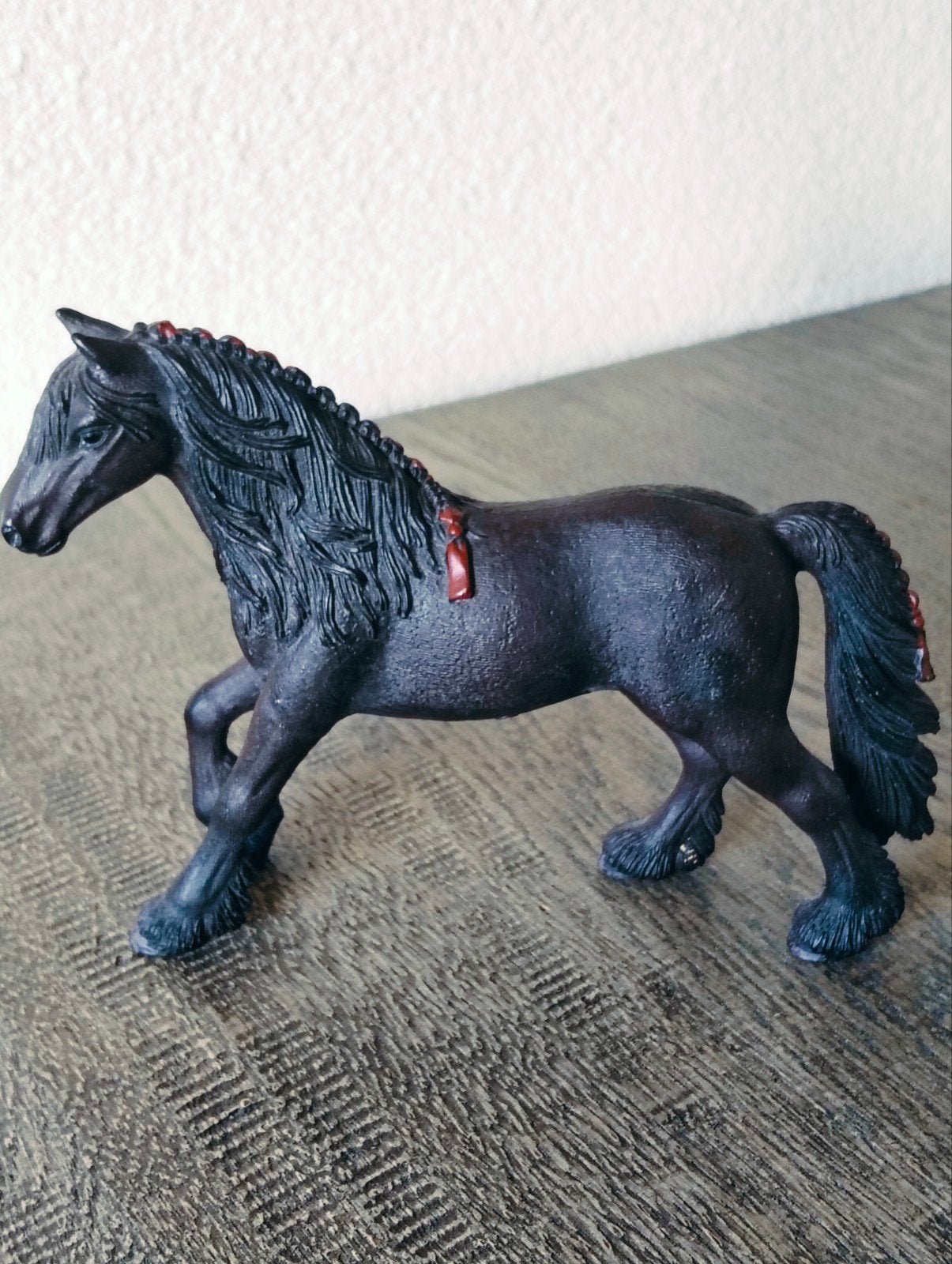 Schleich dieren paard - Friese Merrie zwart, Ophalen of Verzenden, Zo goed als nieuw, Paard, Beeldje of Figuurtje