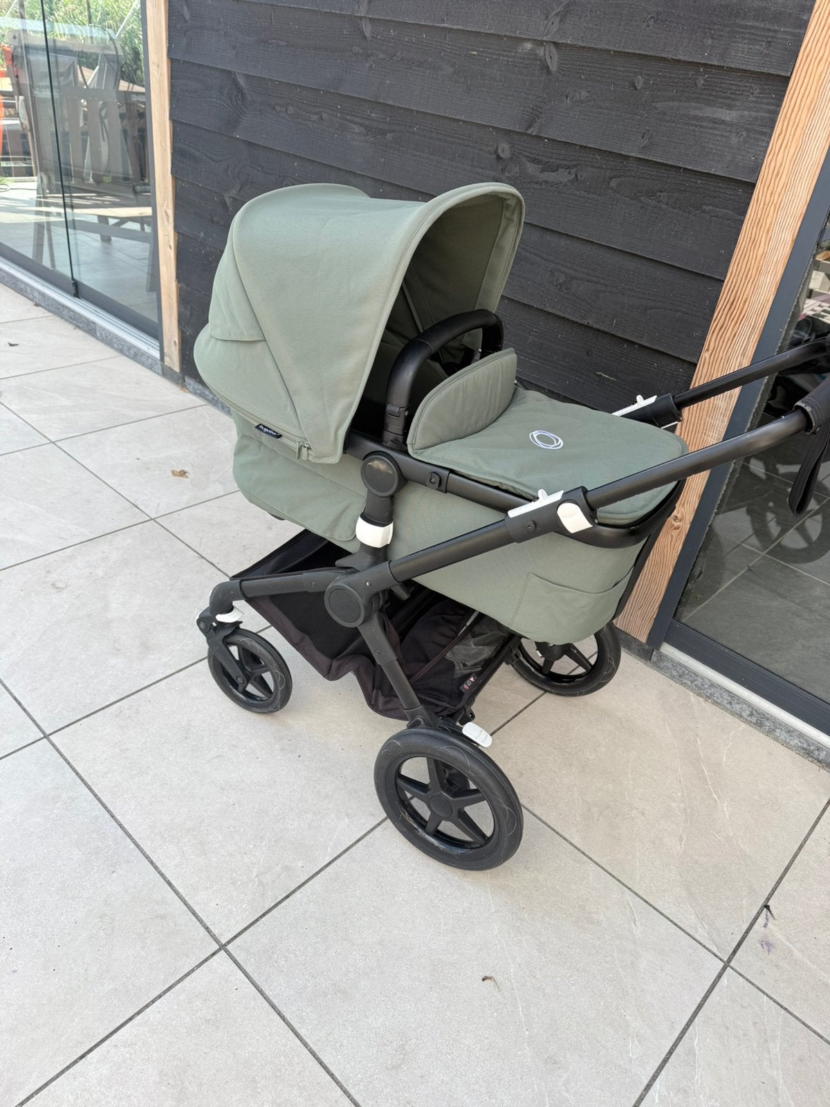 Bugaboo fox3 incl bekerhouder, regenhoes,muskietnet, parasol, Kinderen en Baby's, Kinderwagens en Combinaties, Ophalen, Zo goed als nieuw