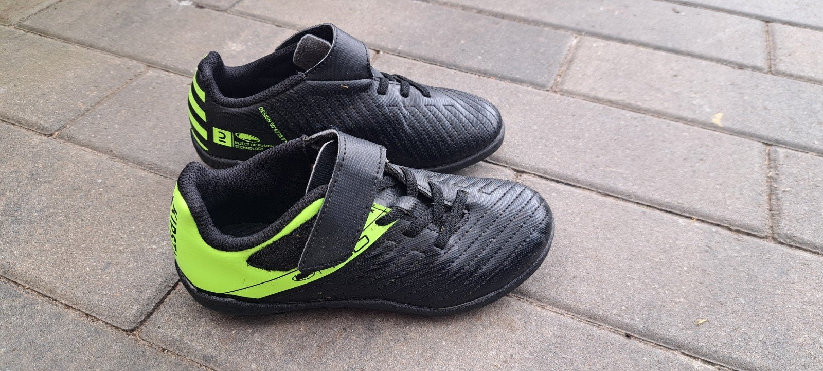 Kipsta voetbalschoenen maat 26, Maat XS of kleiner, Ophalen of Verzenden, Schoenen