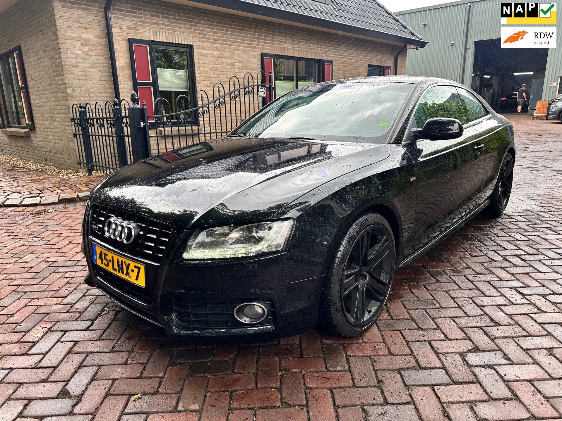 Audi A5 Coupé 2.0 TFSI quattro S-edition, Auto's, Parkeersensor, Gebruikt, Zwart, 4 cilinders