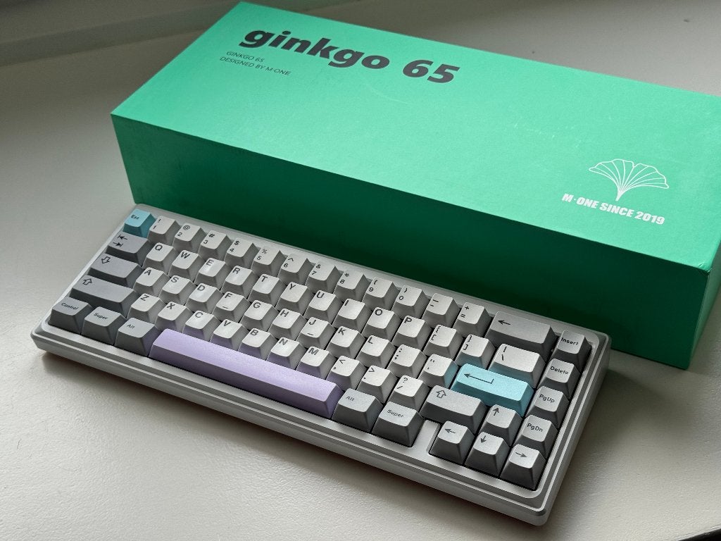 Wuque Studio x M•ONE - Ginkgo65 - Mechanical keyboard, Ophalen of Verzenden, Qwerty, Zo goed als nieuw, Bedraad