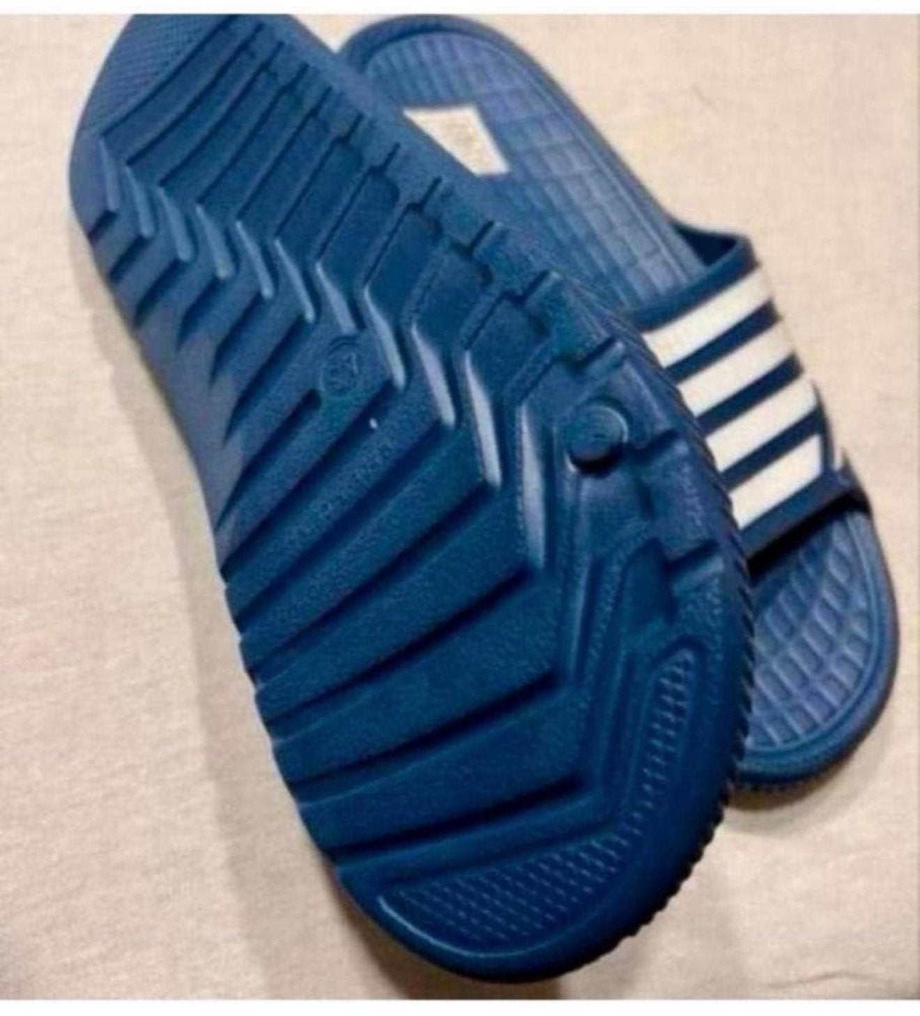 Slippers Maat 43 sandalen muiltjes badslippers teenslippers, Slippers, Blauw, Nieuw, Ophalen of Verzenden