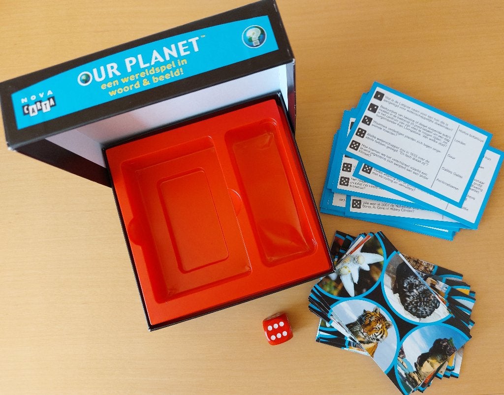 Wereldspel Our planet 3 in 1 ds. -memorie, domino, quizspel, Een of twee spelers, Ophalen of Verzenden, Nieuw