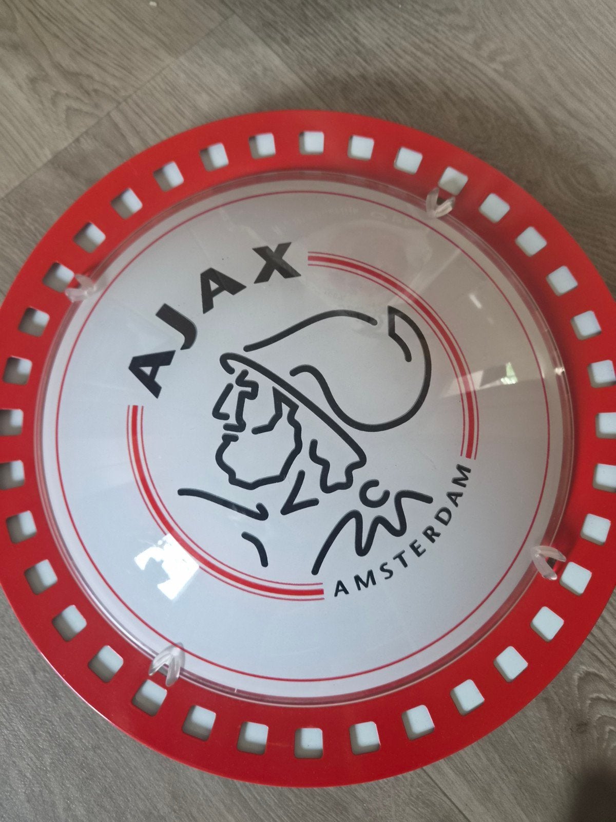 Plafonierre ajac, Ophalen