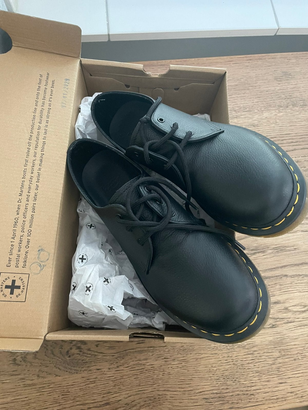 Dr Martens Virginia 1461 zwart 7/41, Zwart, Overige typen, Nieuw, Ophalen of Verzenden