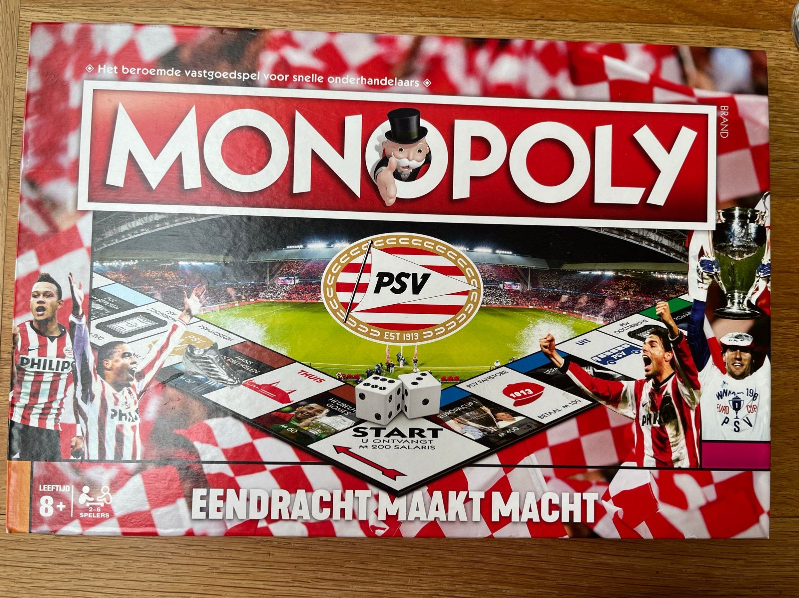Monopoly PSV - eendracht maakt macht versie, Drie of vier spelers, Ophalen of Verzenden, Zo goed als nieuw