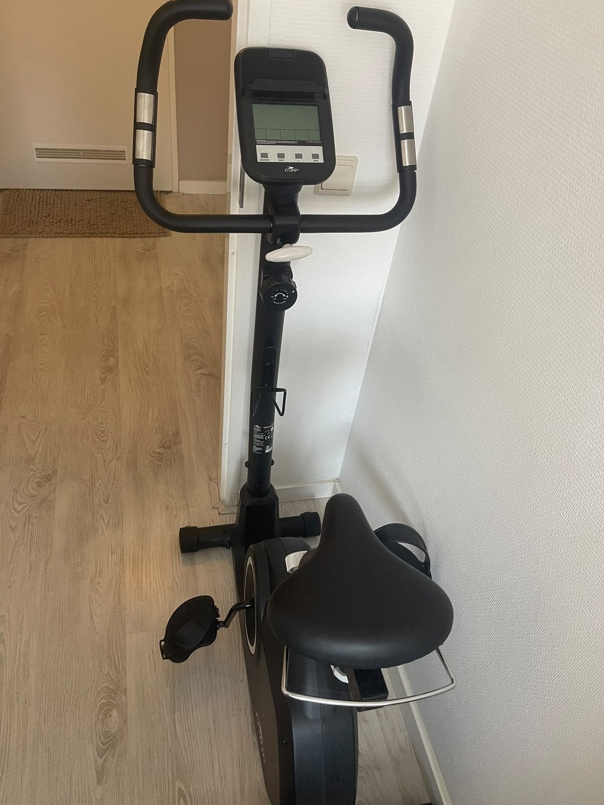 Gratis Sportfiets - Crane Hometrainer, Sport en Fitness, Ophalen, Gebruikt, Metaal, Benen