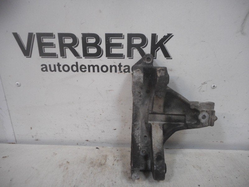 Dynamo Steun Ford Mondeo II (1999-05/2000-09) f53t40239ba, Auto-onderdelen, Gebruikt, Henry-Ford-Straße  1, Köln 50735, , Duitsland