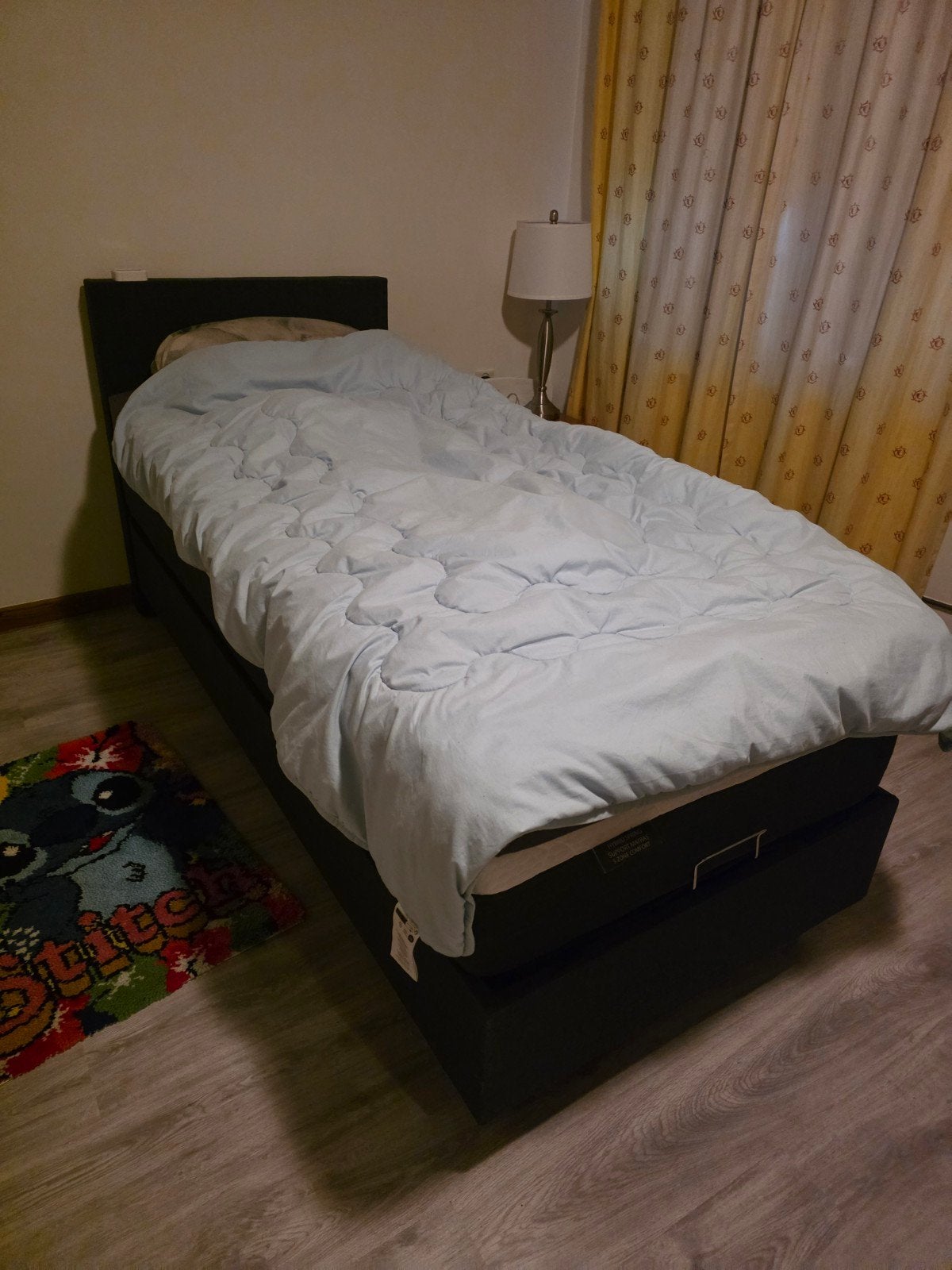 Eenpersoons boxspring met opbergruimte en Swiss Sense topper, Ophalen, Gebruikt, 90 cm, Eenpersoons