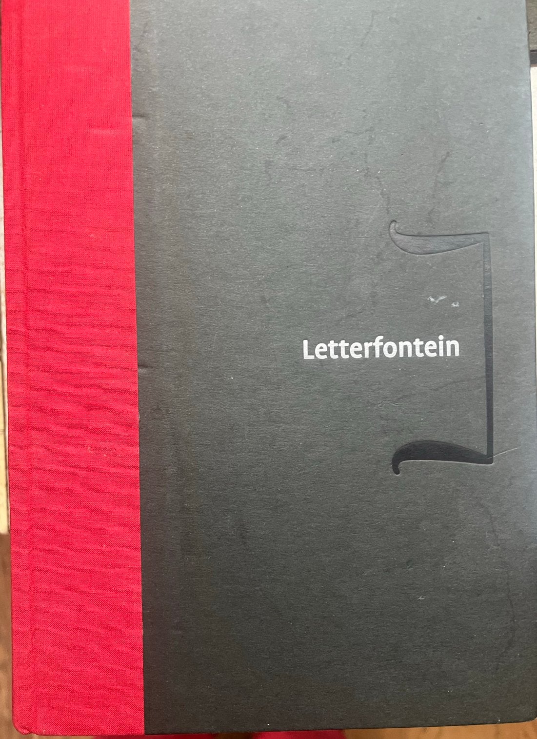 Letterfontein: Over drukletters - Joep Pohlen (2009), Boeken, Ophalen of Verzenden, Zo goed als nieuw, Overige onderwerpen