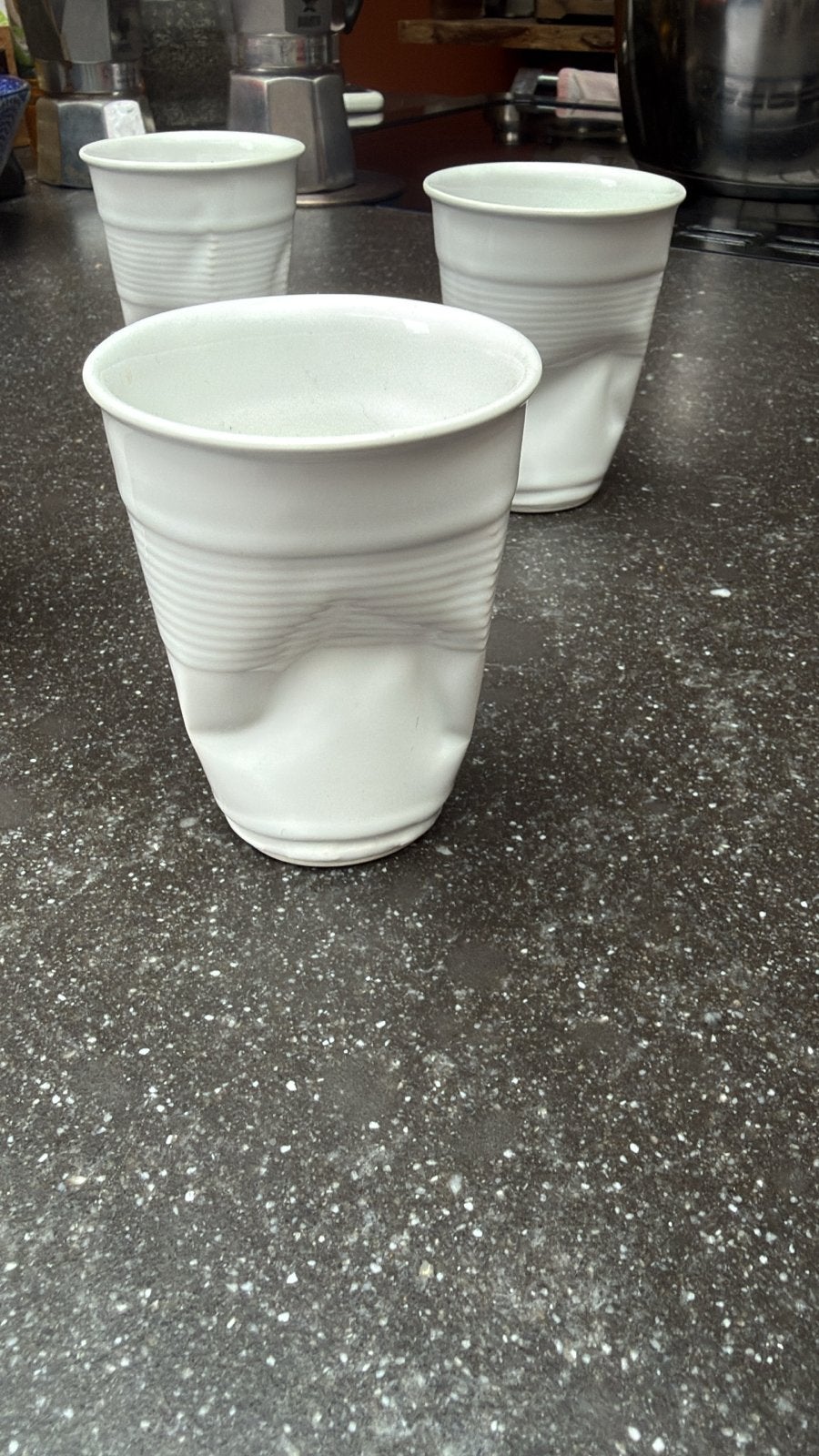 5x Revol Froissé crumple cups/kreukel bekers wit 125ml, Ophalen, Overige merken, Mok, Zo goed als nieuw