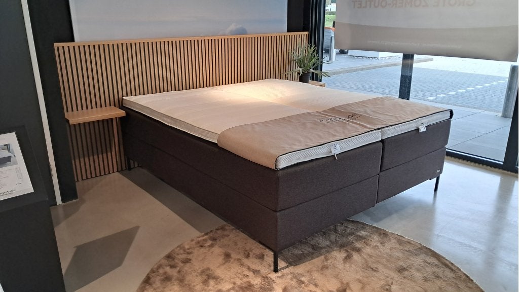 Boxspring Magnitude Mölna, Sonnemans, Zo goed als nieuw, Info@sonnemans.nl, Witvrouwenbergweg 13 Someren