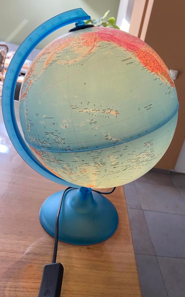 Wereldbol met lamp, Verzenden, Gebruikt