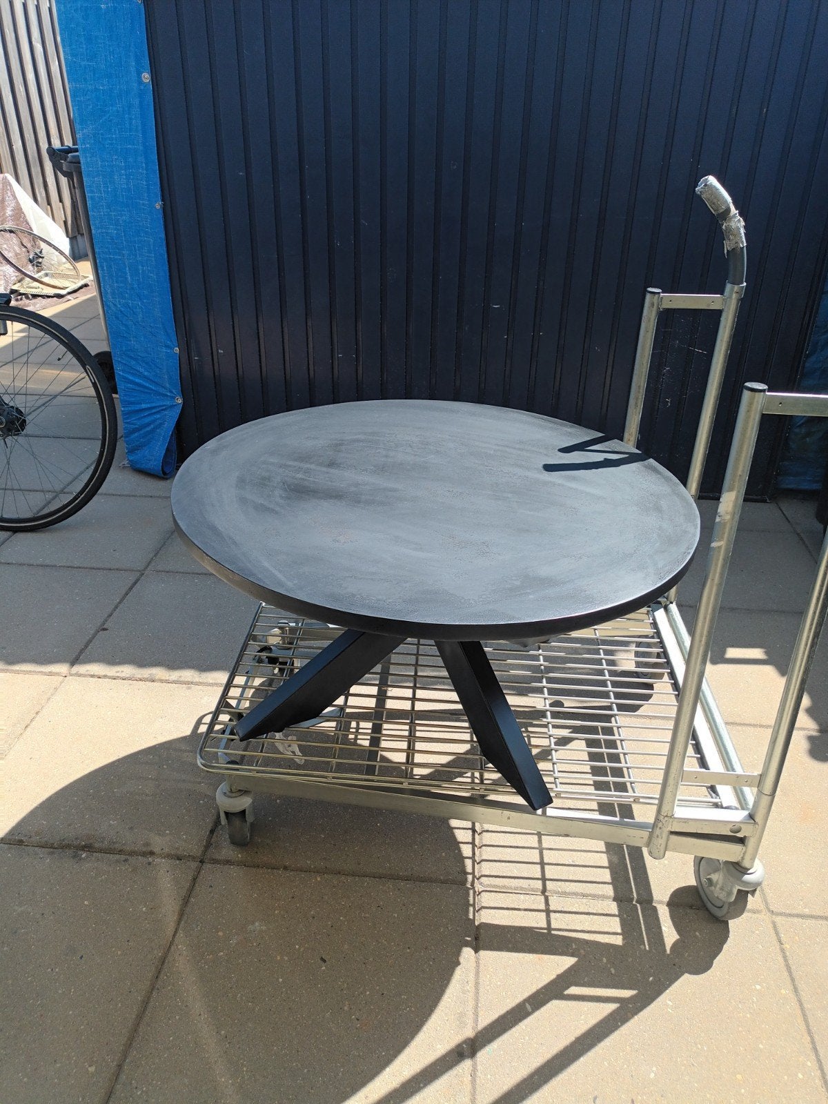 Tekoop een ronder salon tafel.86 x 86 cm met stalen frame, Huis en Inrichting, Tafels | Salontafels, Ophalen, Rechthoekig, 50 tot 100 cm