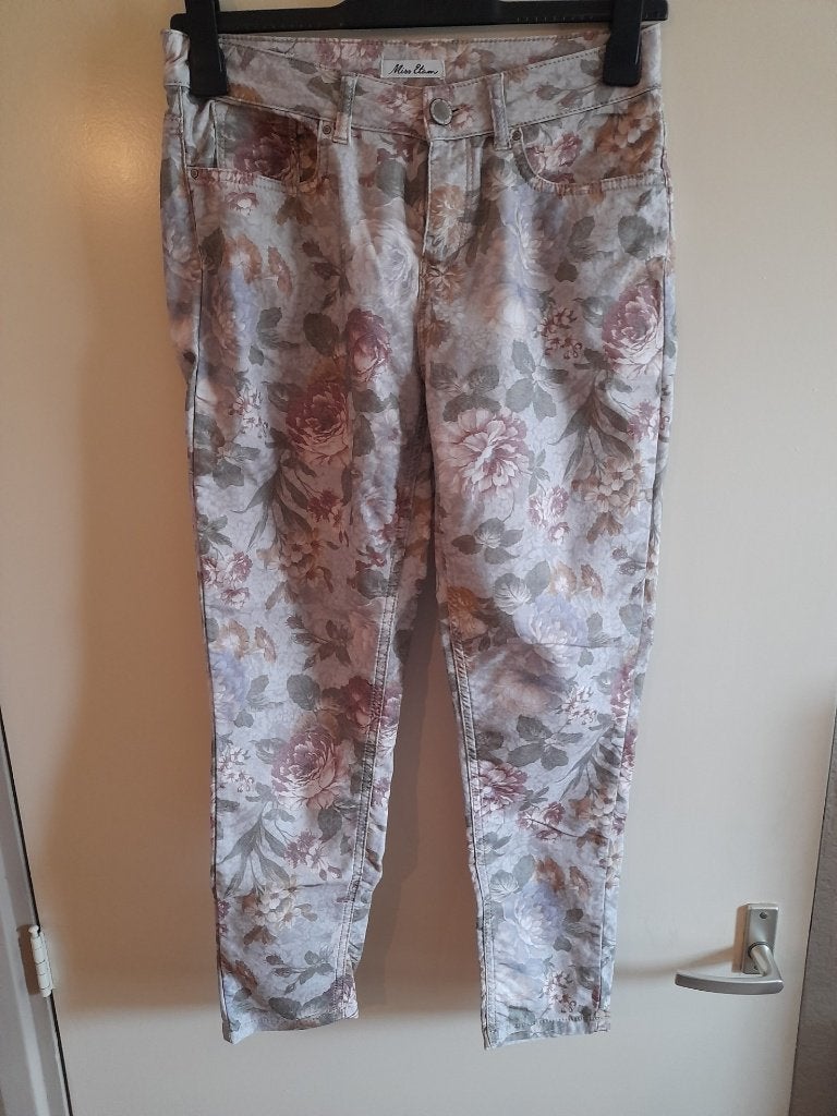 Broek mt38 bloemen, Maat 38/40 (M), Overige kleuren, Ophalen of Verzenden, Zo goed als nieuw
