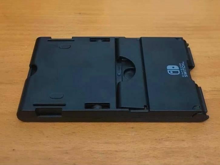 Hori Compact Playstand For Nintendo Switch, Spelcomputers en Games, Games | Nintendo Switch, Gebruikt, Sport, 1 speler, Vanaf 3 jaar