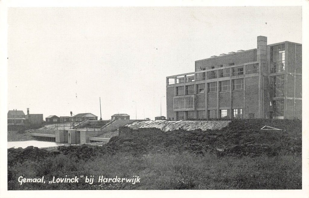 Gemaal Lovinck bij Harderwijk, Verzamelen, Ansichtkaarten | Nederland, Ophalen of Verzenden, 1940 tot 1960, Ongelopen, Gelderland