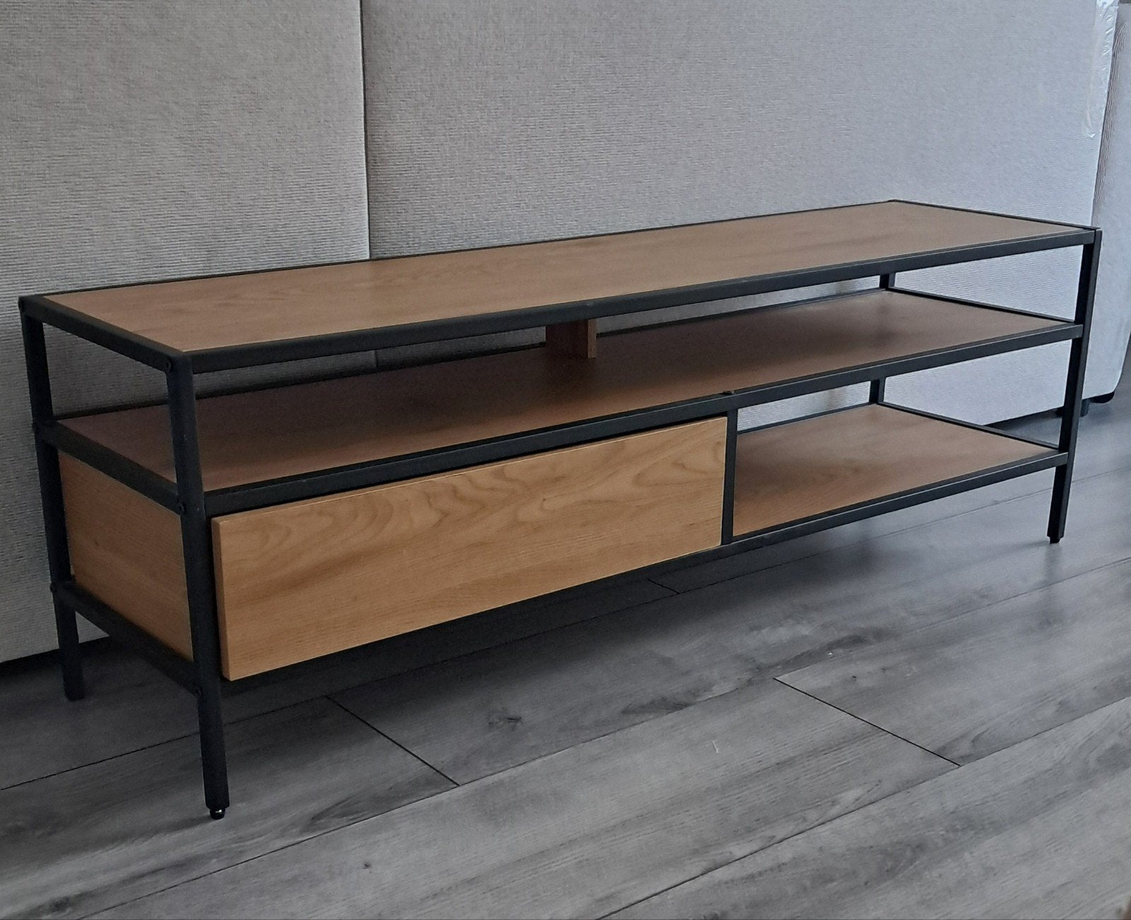 TV-meubel / TV stand JYSK, Huis en Inrichting, Kasten | Televisiemeubels, 100 tot 150 cm, Industrieel, Modern, Zo goed als nieuw