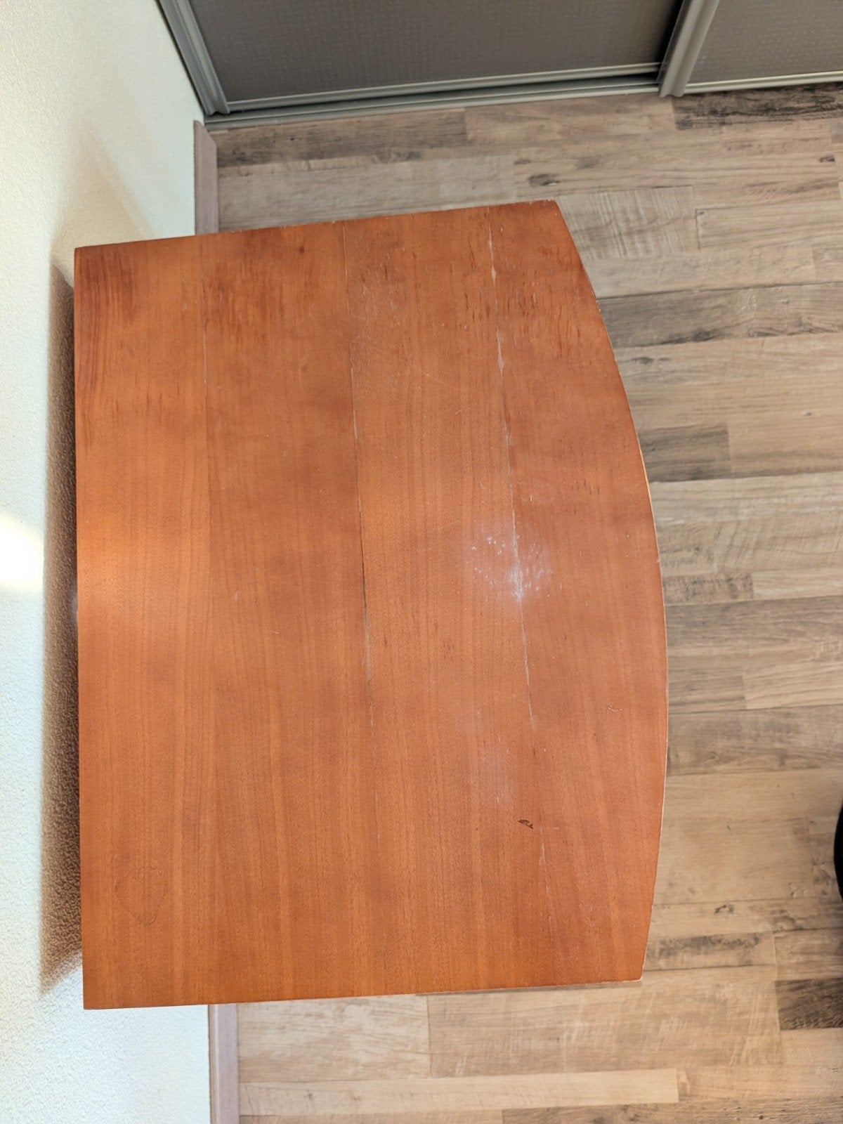 Houten TV-meubel op wieltjes met 2 planken, Huis en Inrichting, Gebruikt, Modern, functioneel, Minder dan 100 cm, 25 tot 50 cm