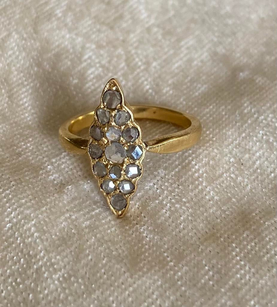 Gouden ring 18k met 15 diamanten, Sieraden, Tassen en Uiterlijk, Ophalen, Zo goed als nieuw, 17 tot 18, Dame