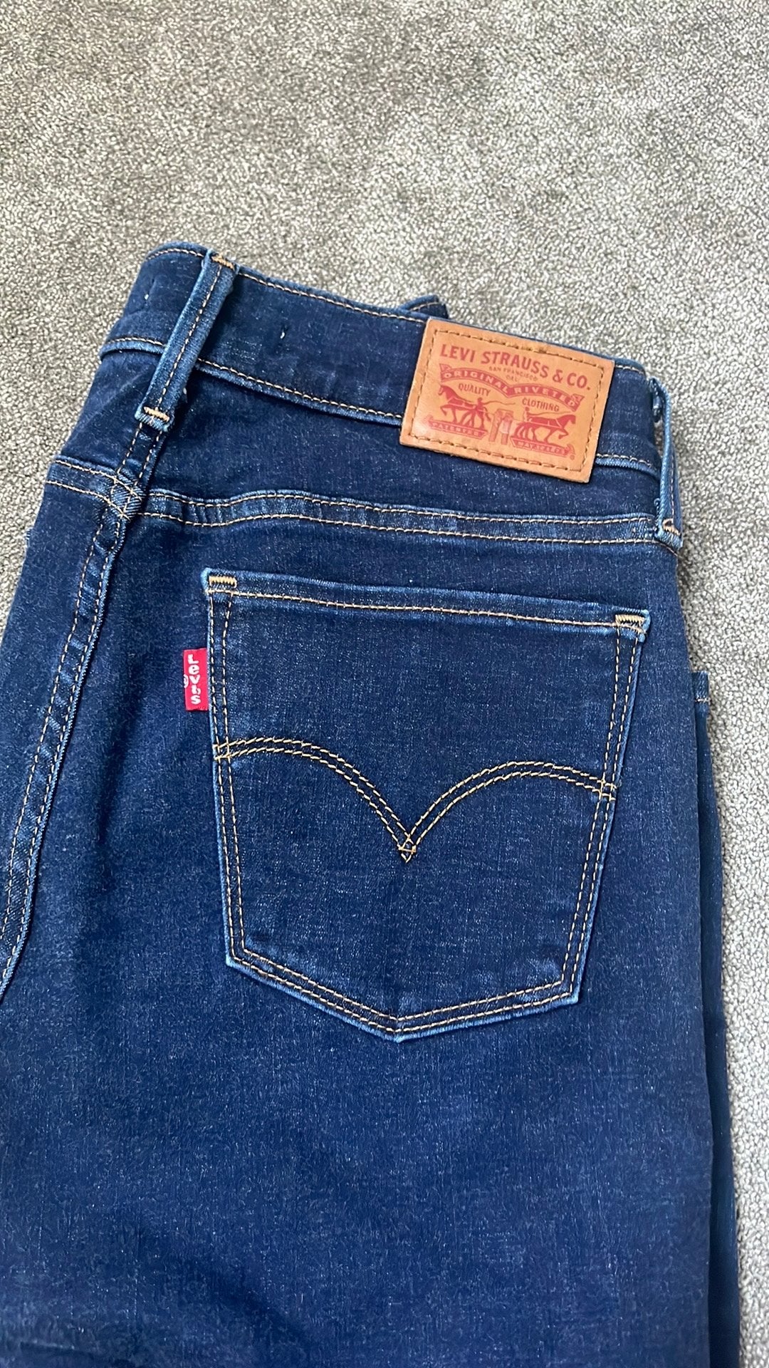 Levi’s jeans, W27 L30, weinig gedragen, Ophalen of Verzenden, Zo goed als nieuw, Blauw, W27 (confectie 34) of kleiner