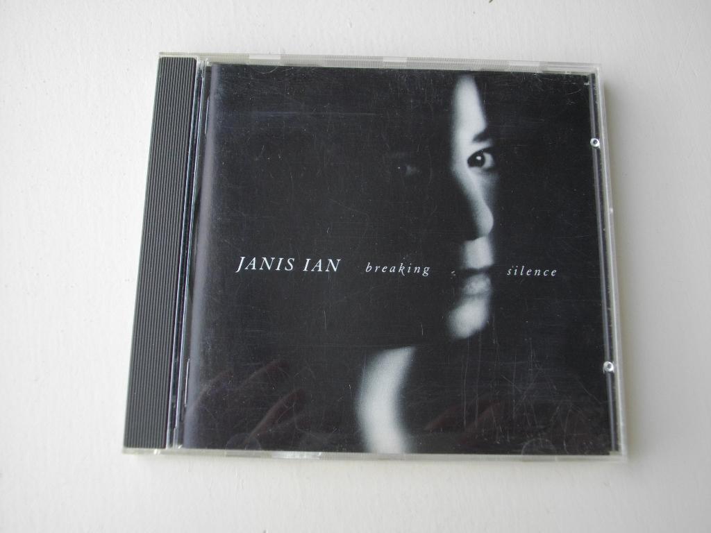 Janis Ian - Breaking Silence (1992) CD, Ophalen of Verzenden, 1990 - 1999, Gebruikt