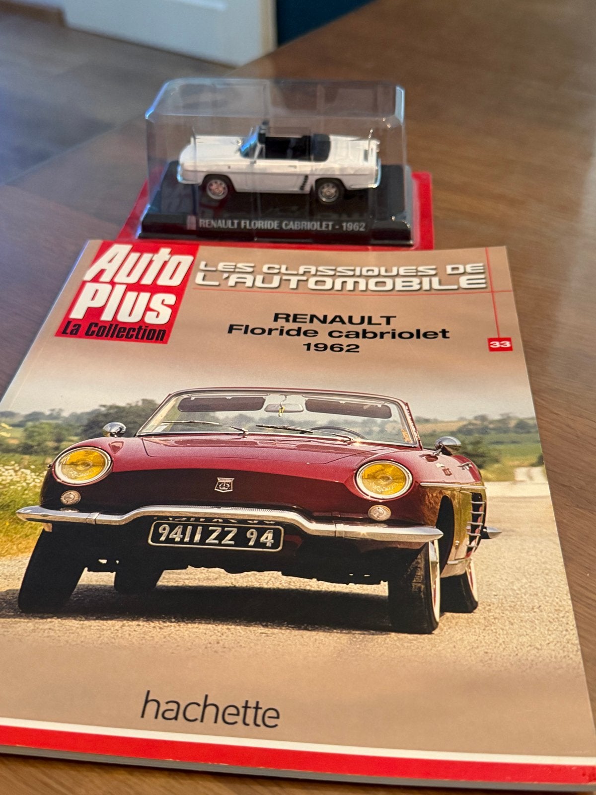 Renault Floride Cabriolet 1962 modelauto met magazine, Ophalen of Verzenden, Nieuw, Auto, Overige merken