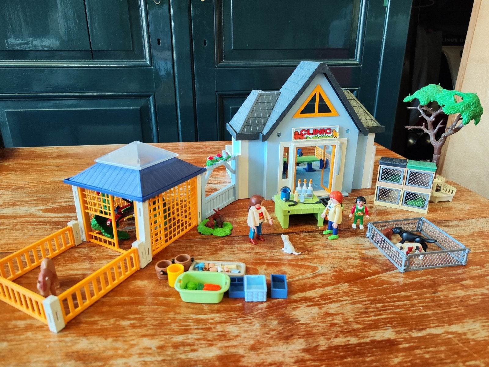 Playmobil Dierenkliniek en konijnenhok, Ophalen of Verzenden, Gebruikt, Jongen of Meisje