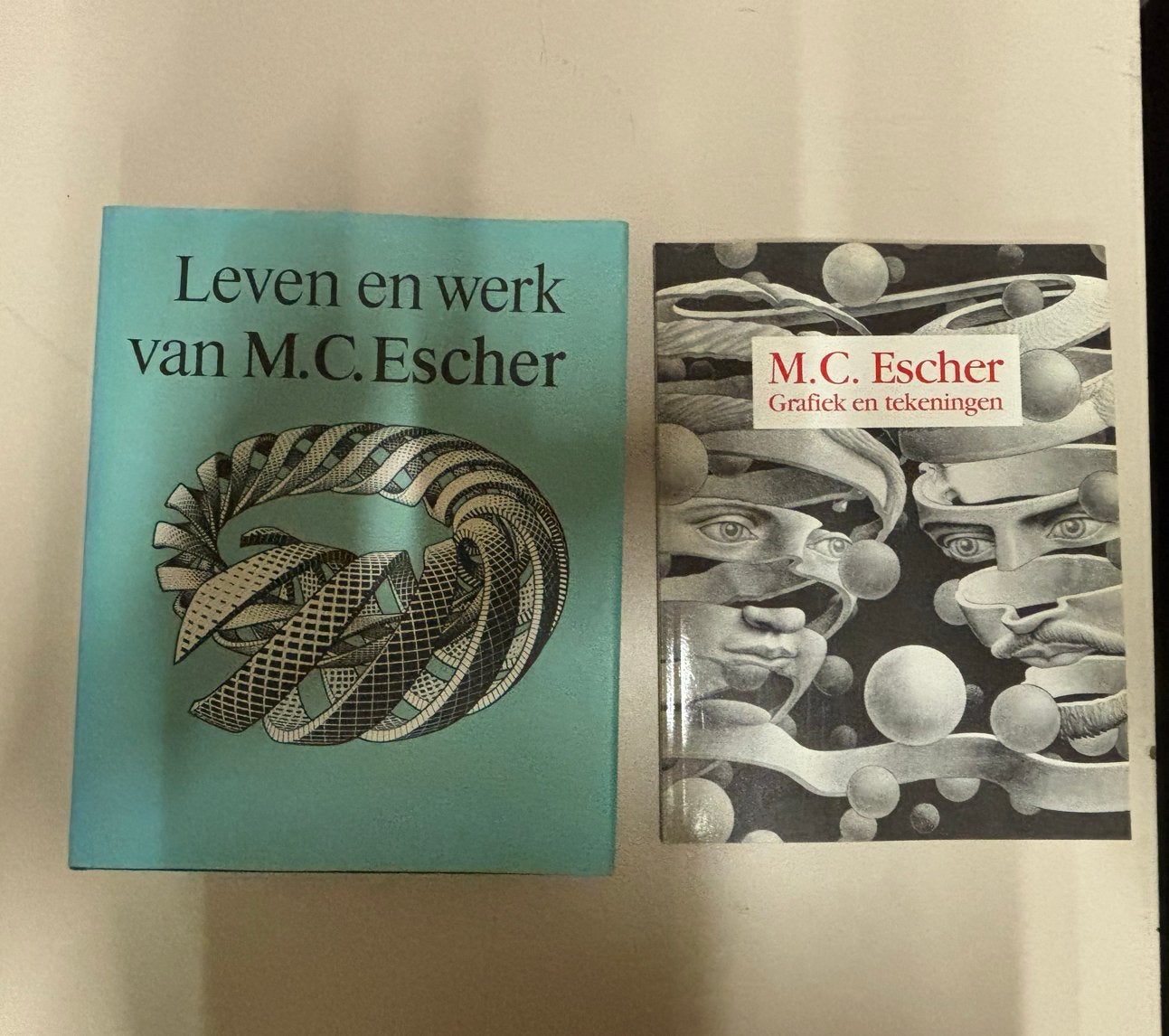 M.C. Escher Boeken: Grafiek en Tekeningen & Leven en Werk, Ophalen, Gelezen, Overige onderwerpen