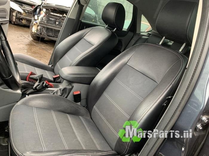 Bekleding Set (compleet) van een Ford Focus, Auto-onderdelen, Interieur en Bekleding, Ford, Gebruikt, 3 maanden garantie, Ophalen of Verzenden