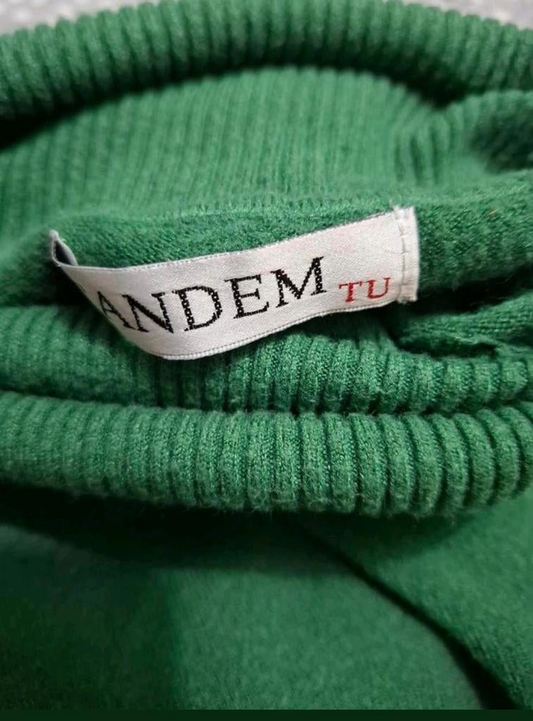 Groene coltrui cashmere mix – zacht & stretchy – maat S/M, Maat 38/40 (M), Tandem, Ophalen of Verzenden, Gedragen