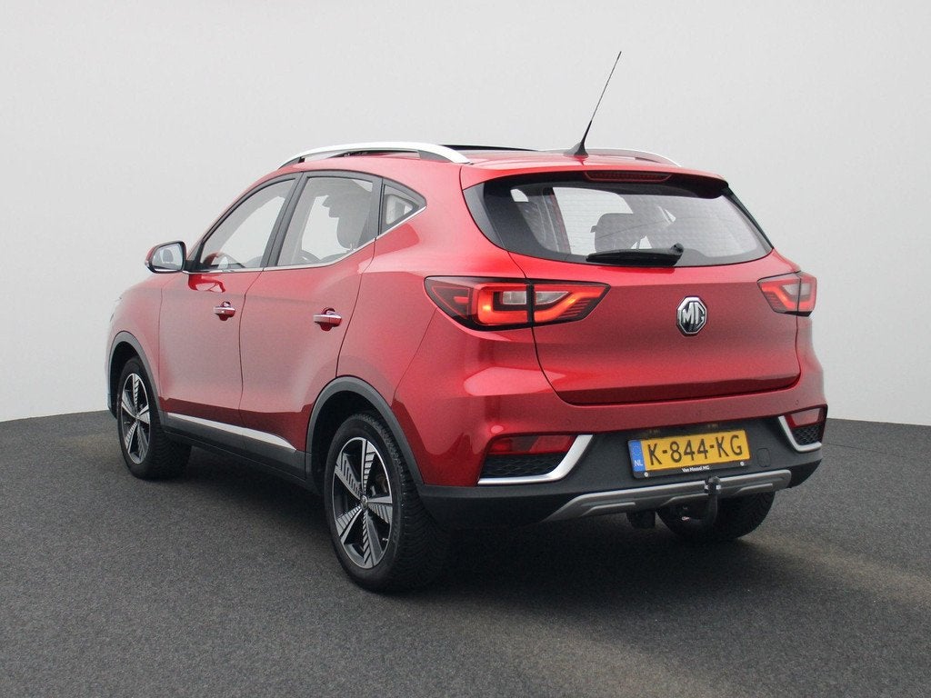 MG ZS EV Luxury 45 kWh | Leder | Carplay | Camera | Panoramd, Auto's, MG, Gebruikt, 143 pk, ZS, 1507 kg