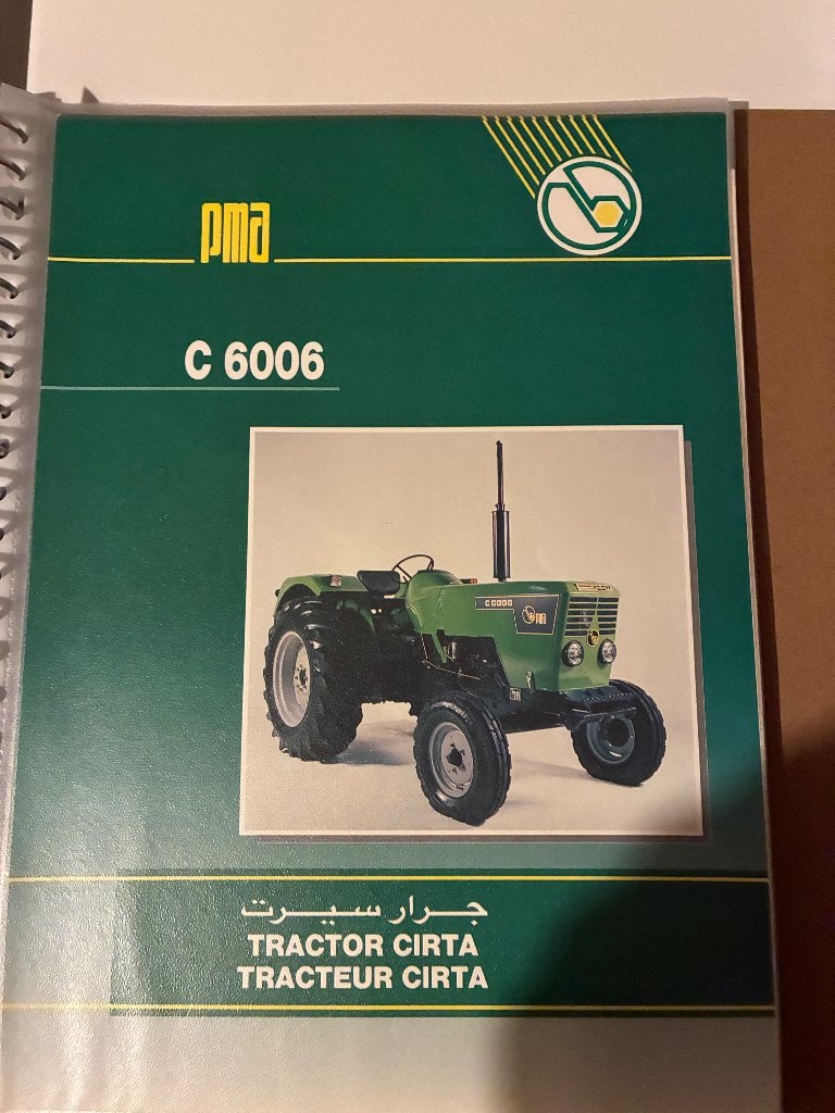 Aantal Deutz trekker tractor folder brochure, Boeken, Ophalen of Verzenden, Gelezen