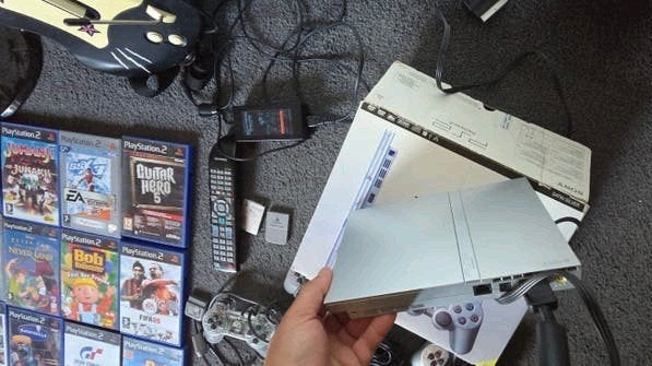 Playstation 2  28 spellen gitaar   samsung tv, Ophalen, Gebruikt