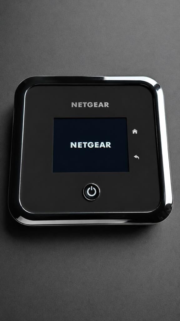NETGEAR Nighthawk M5 MR5200 5G WiFi 6 Mobiele Router, Computers en Software, Routers en Modems, Ophalen of Verzenden, Zo goed als nieuw