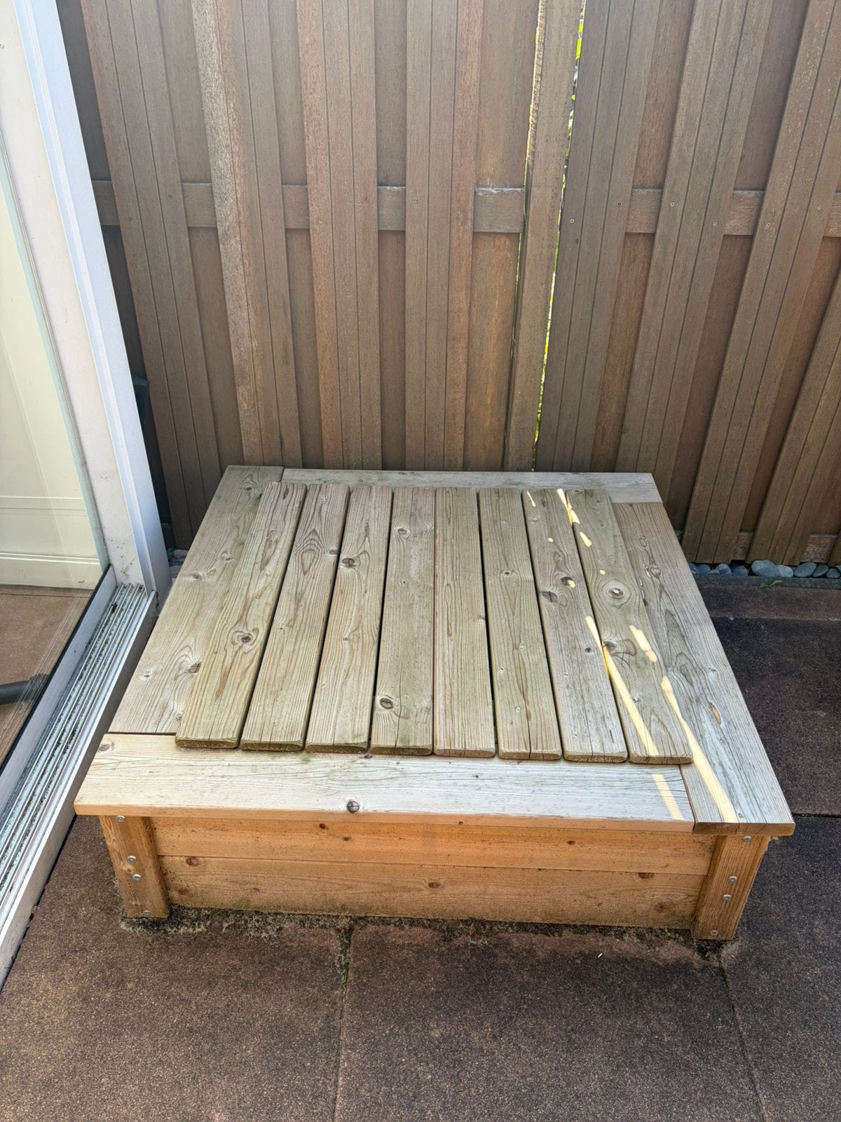 Talen zandbak – Met deksel – 100100 cm, Ophalen, Gebruikt