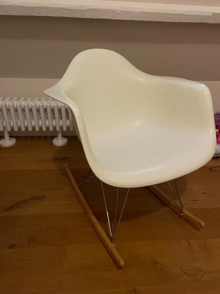 Vitra (origineel) Eames RAR schommelstoel esdoorn wit, Kunststof, Gebruikt, Wit, Ophalen of Verzenden