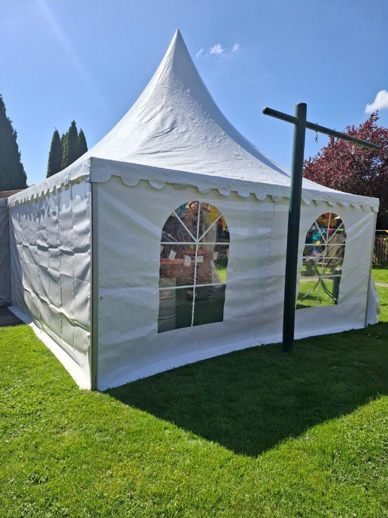 Pagode tent, Ophalen, 2 meter of meer, Zo goed als nieuw, 5 tot 8 meter