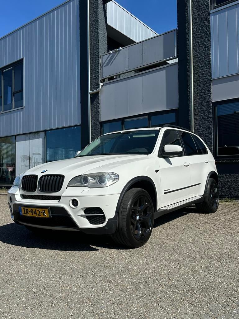 BMW X5 Xdrive 35I Aut8 2011 Wit (NIEUWE MOTOR!), Auto's, BMW, Automaat, X5, Wit, 10 km/l