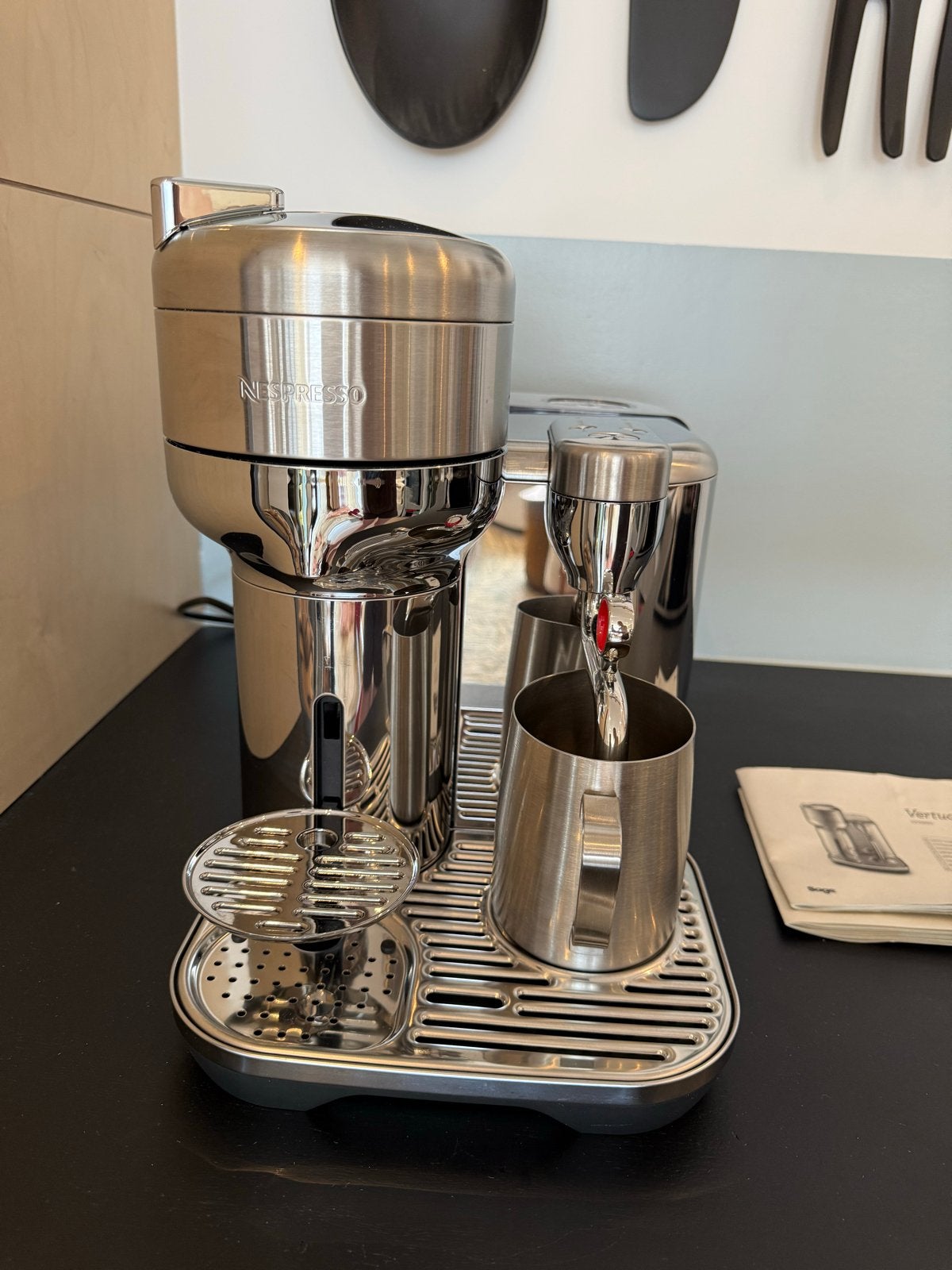 Nespresso Vertuo Creatista SAGE koffiemachine, Koffiemachine, Ophalen of Verzenden, Zo goed als nieuw, 2 tot 4 kopjes