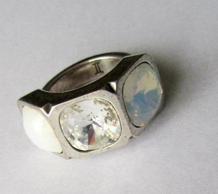 Dyrberg Kern Ring met geslepen edelstenen, zwaar verzilverd, Ophalen, 18 tot 19, IJzer of Staal, Zo goed als nieuw